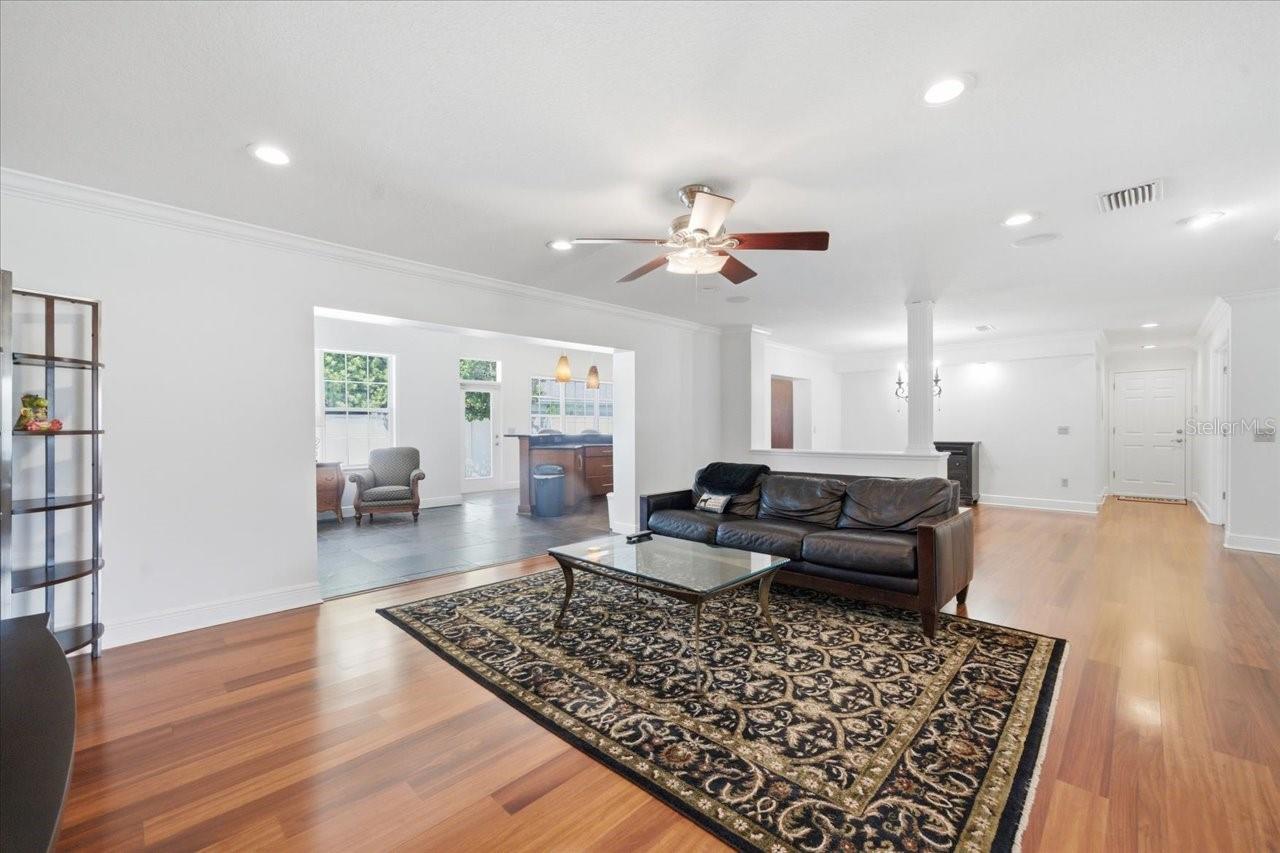 CARROLLWOOD SUB UNIT 14 - Residential