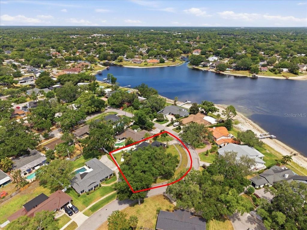 Photo of 3042 Samara Drive, Tampa, FL 33618 (MLS # TB8503964)