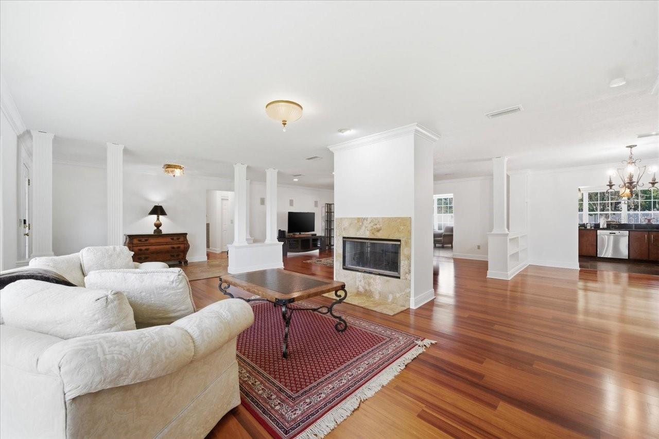 CARROLLWOOD SUB UNIT 14 - Residential