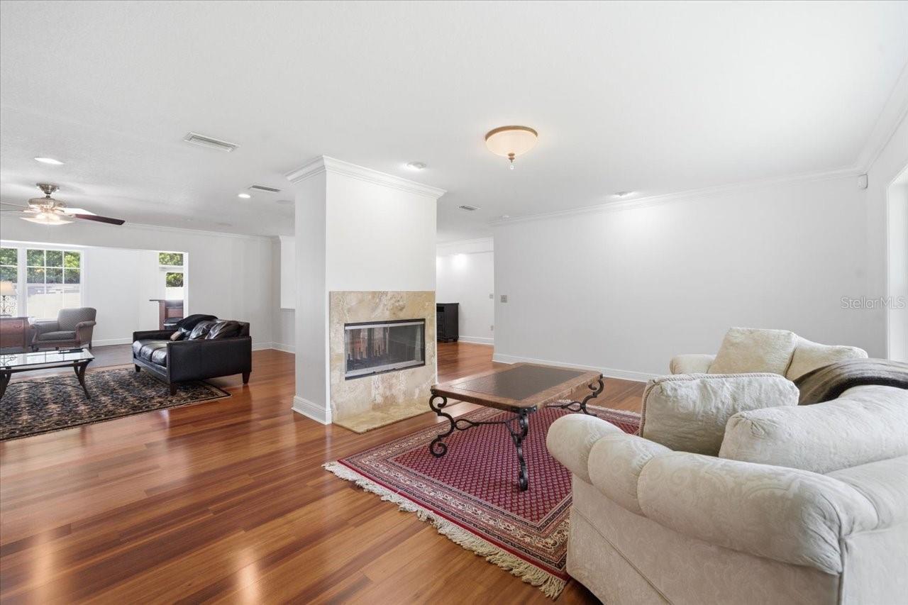 CARROLLWOOD SUB UNIT 14 - Residential