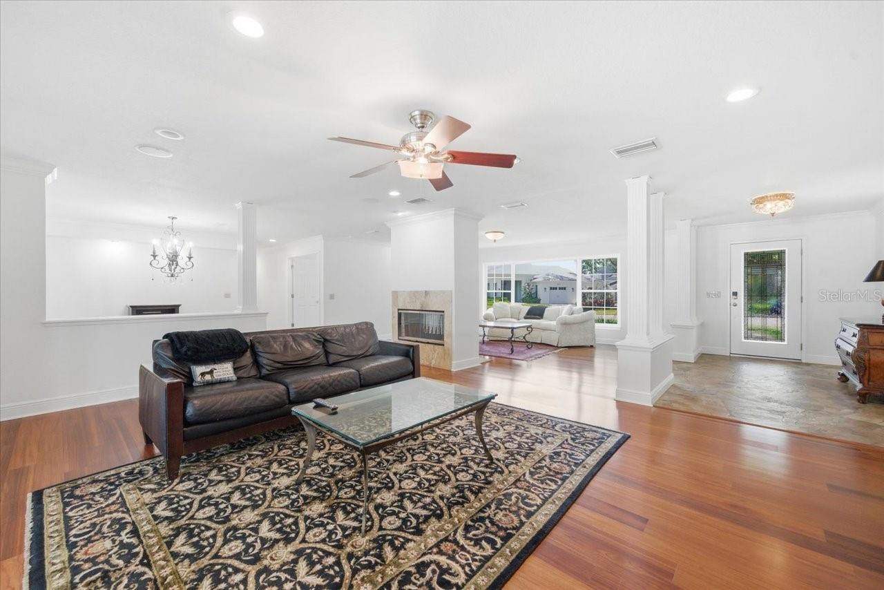 CARROLLWOOD SUB UNIT 14 - Residential