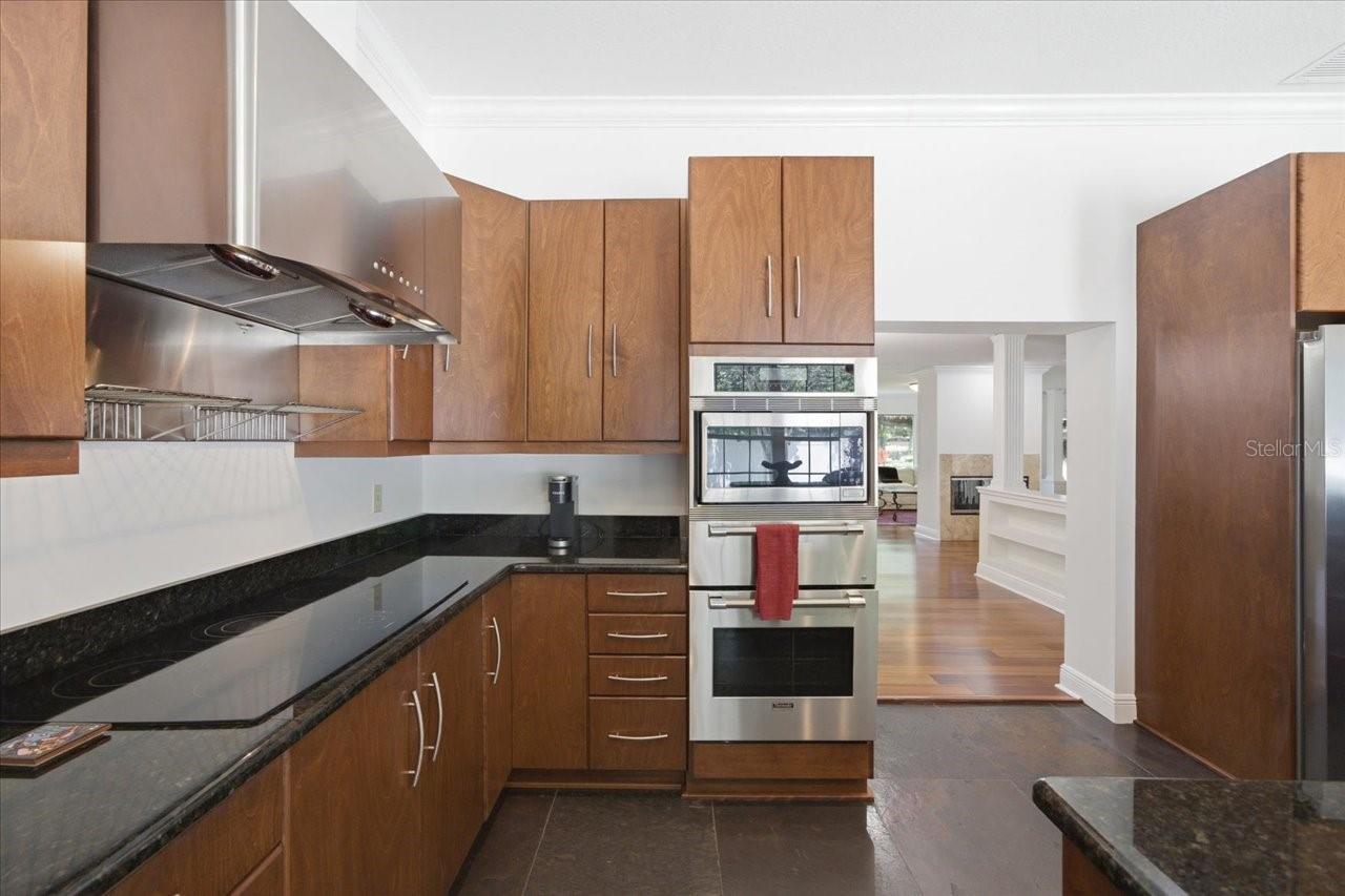 CARROLLWOOD SUB UNIT 14 - Residential