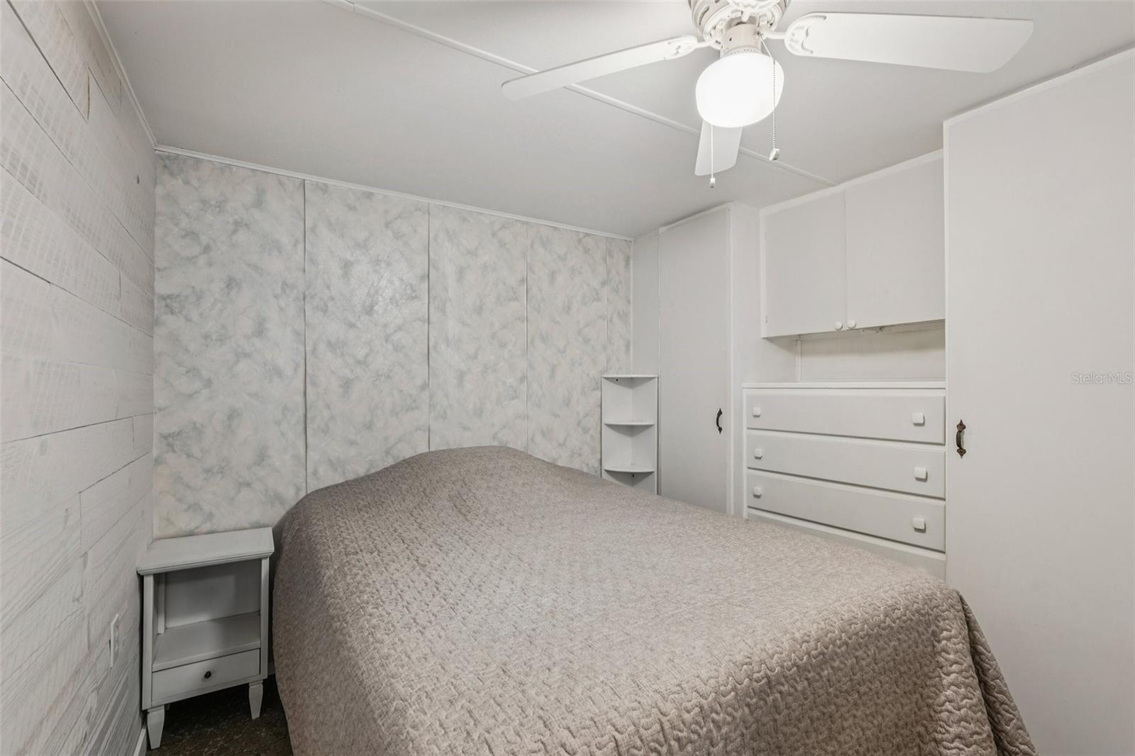 LEISURE LAKE MOBILE HOME PARK CO-OP - Residential