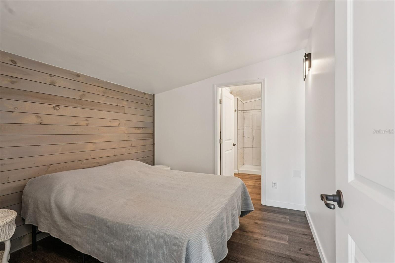 LEISURE LAKE MOBILE HOME PARK CO-OP - Residential