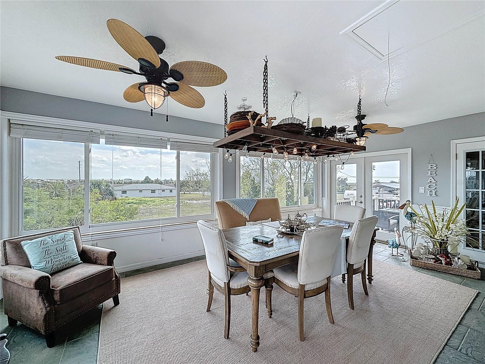 HERNANDO BEACH - Residential