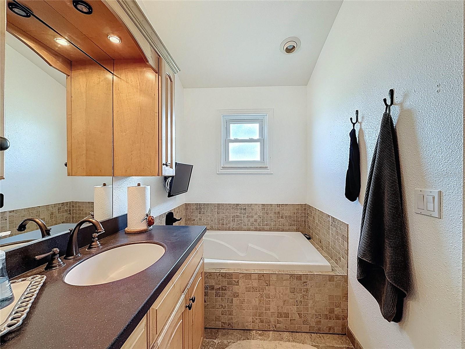 HERNANDO BEACH - Residential