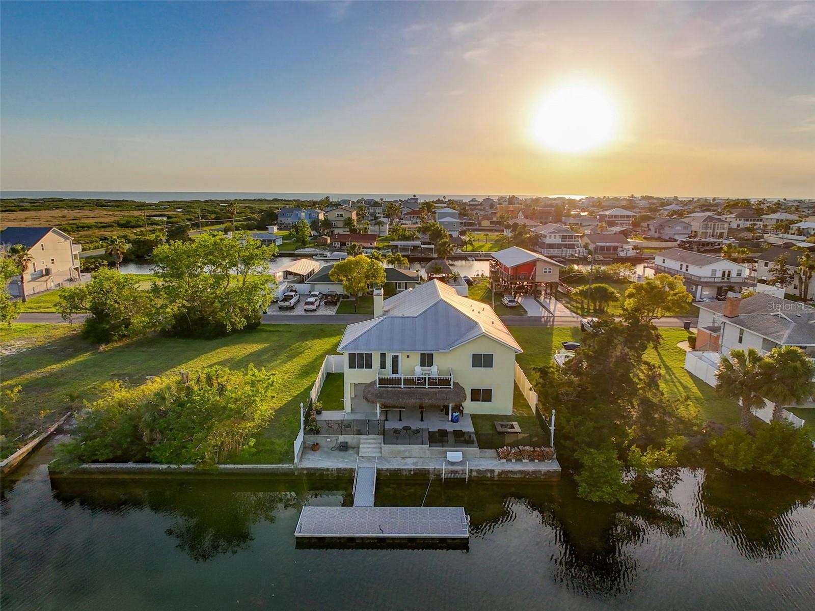 HERNANDO BEACH - Residential