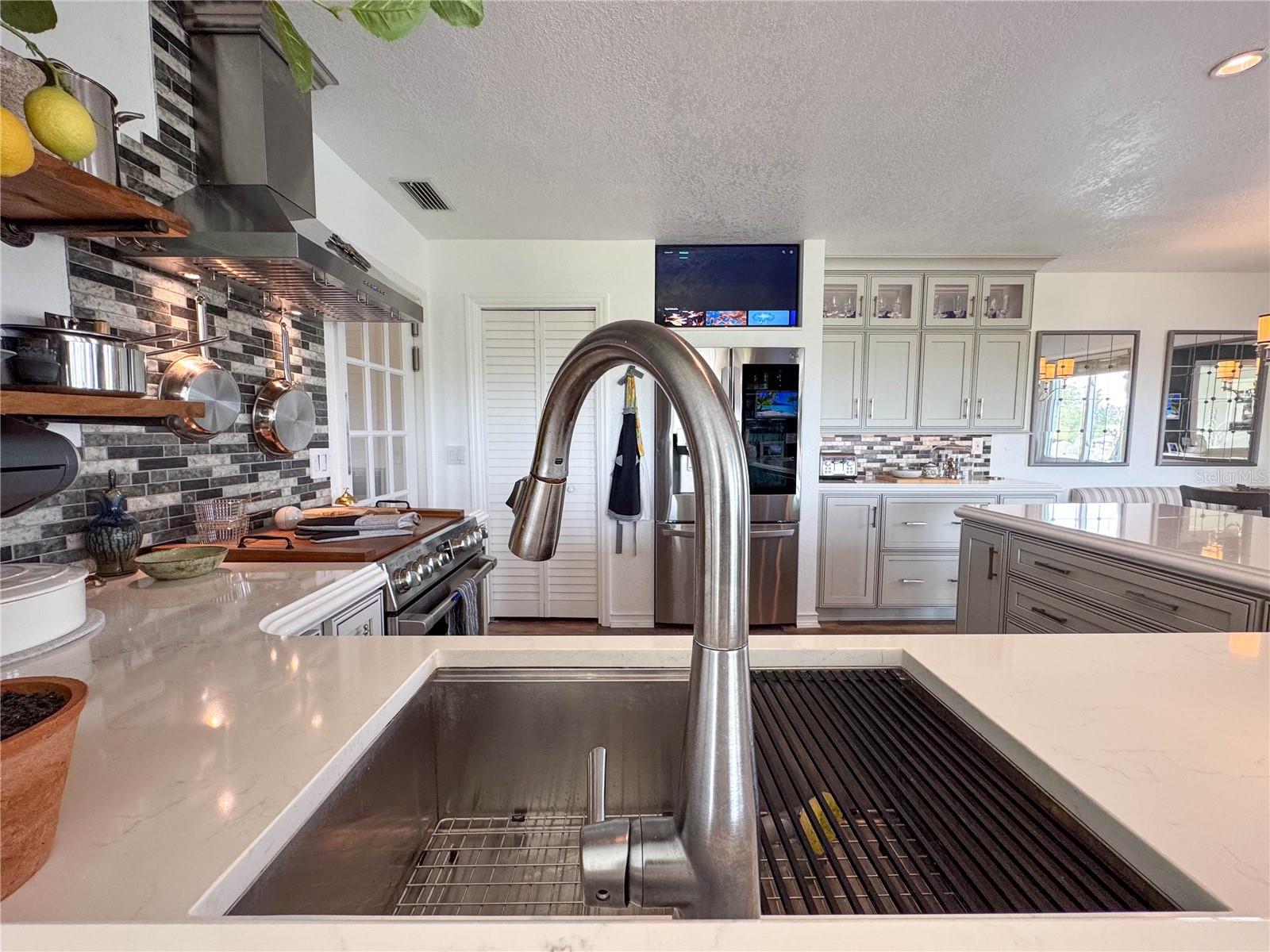 HERNANDO BEACH - Residential