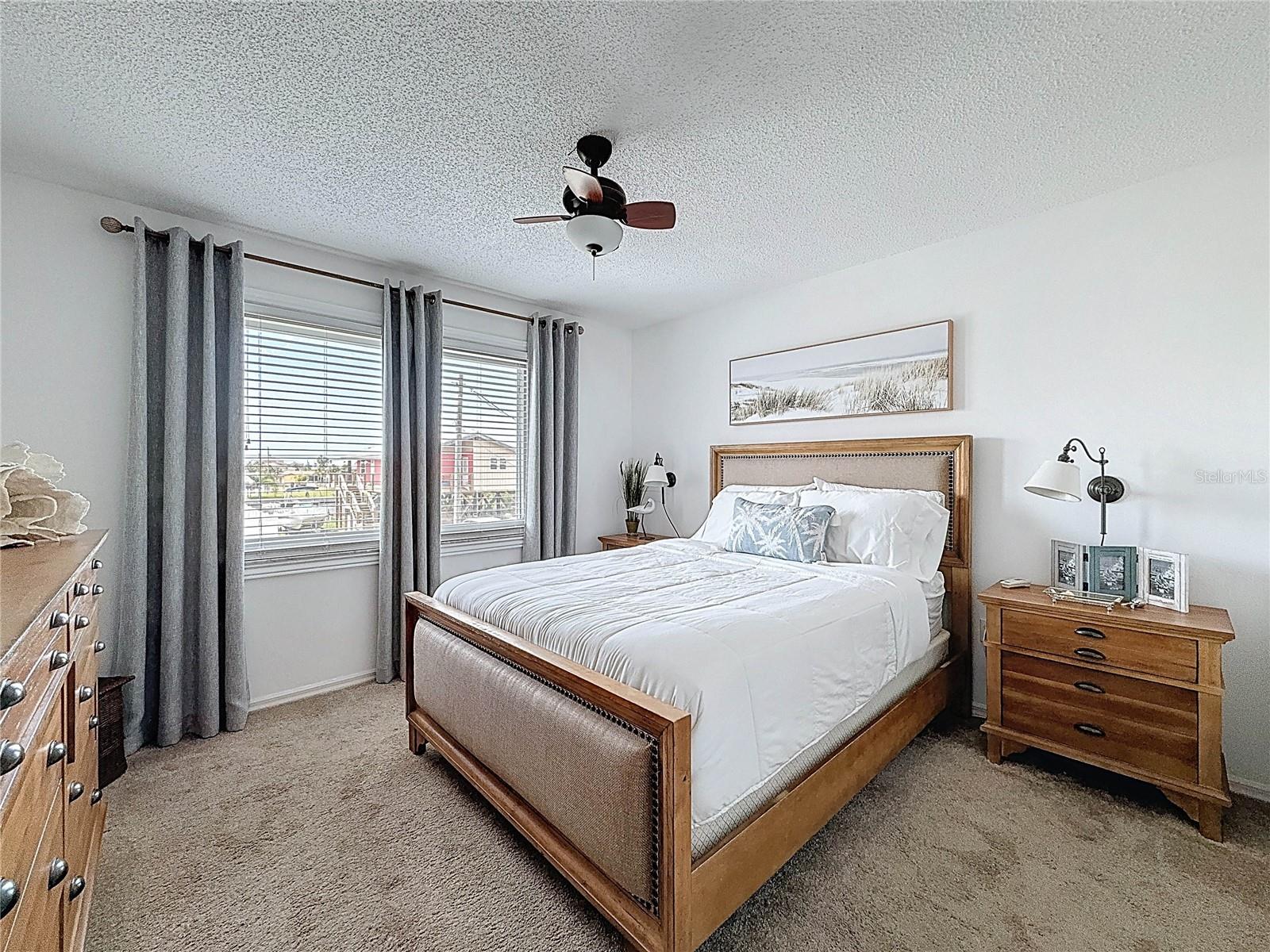 HERNANDO BEACH - Residential