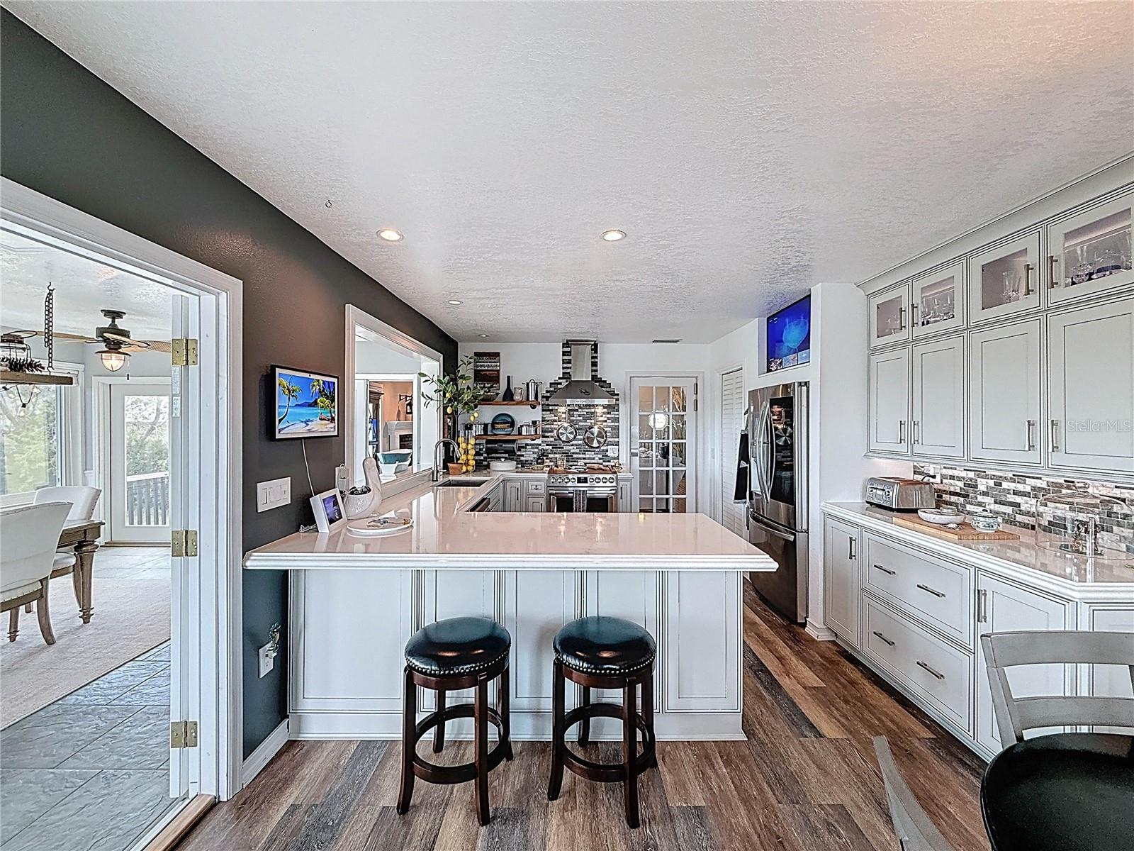 HERNANDO BEACH - Residential