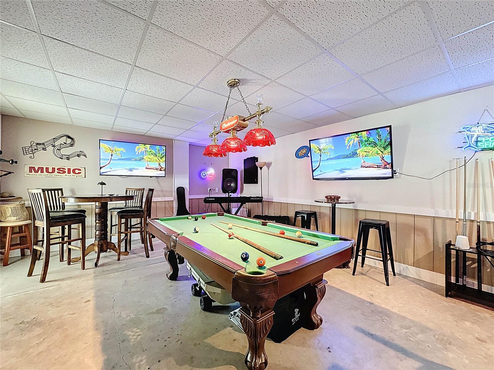 HERNANDO BEACH - Residential