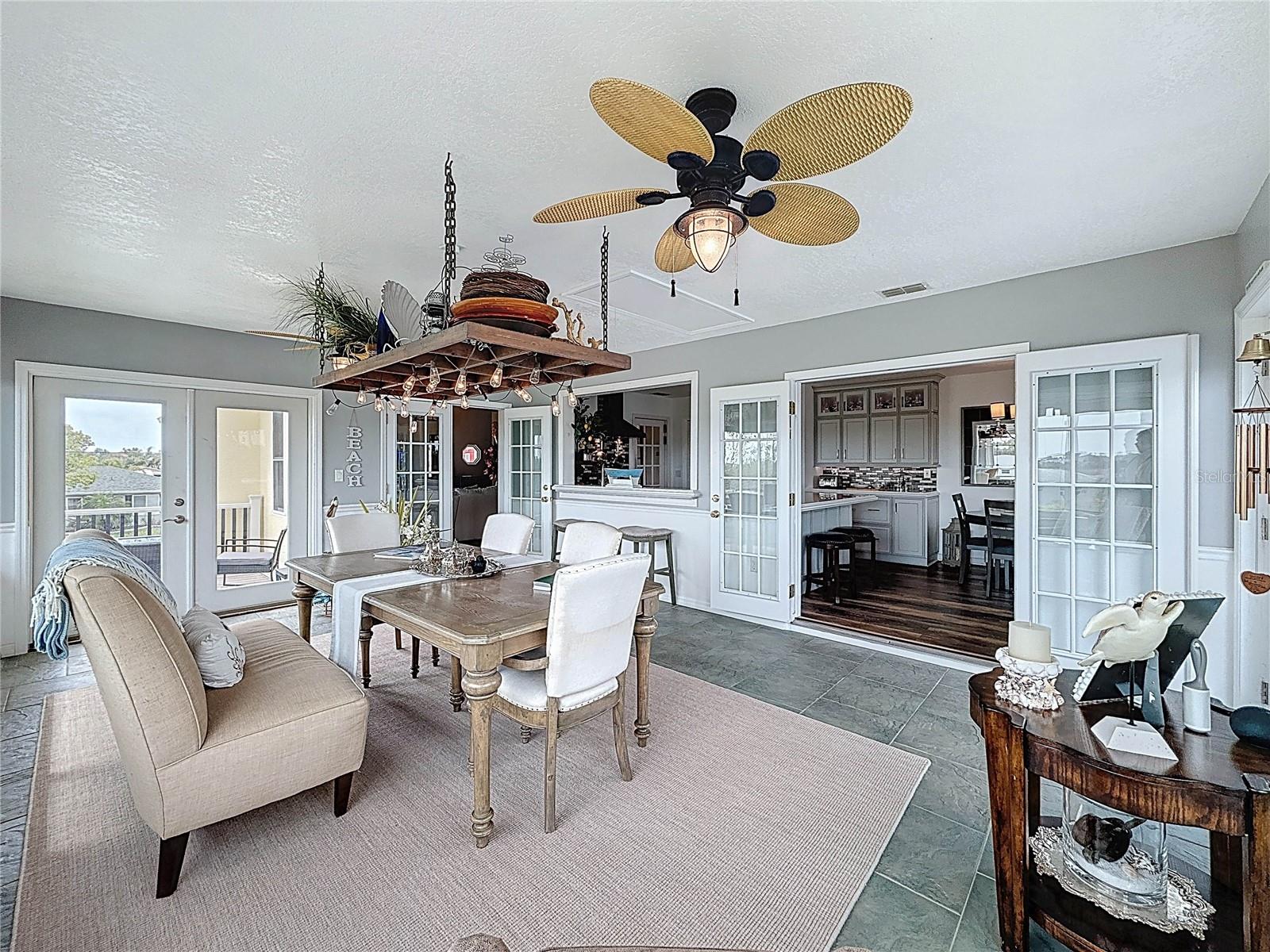 HERNANDO BEACH - Residential