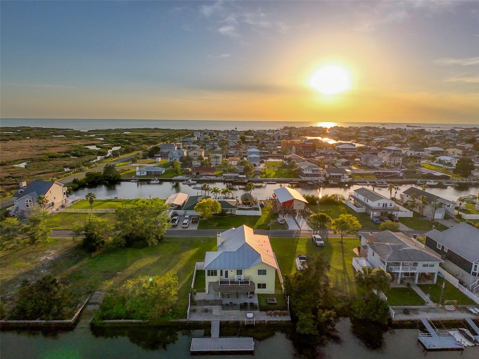 HERNANDO BEACH - Residential