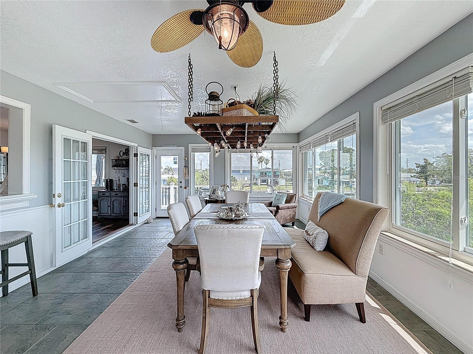 HERNANDO BEACH - Residential