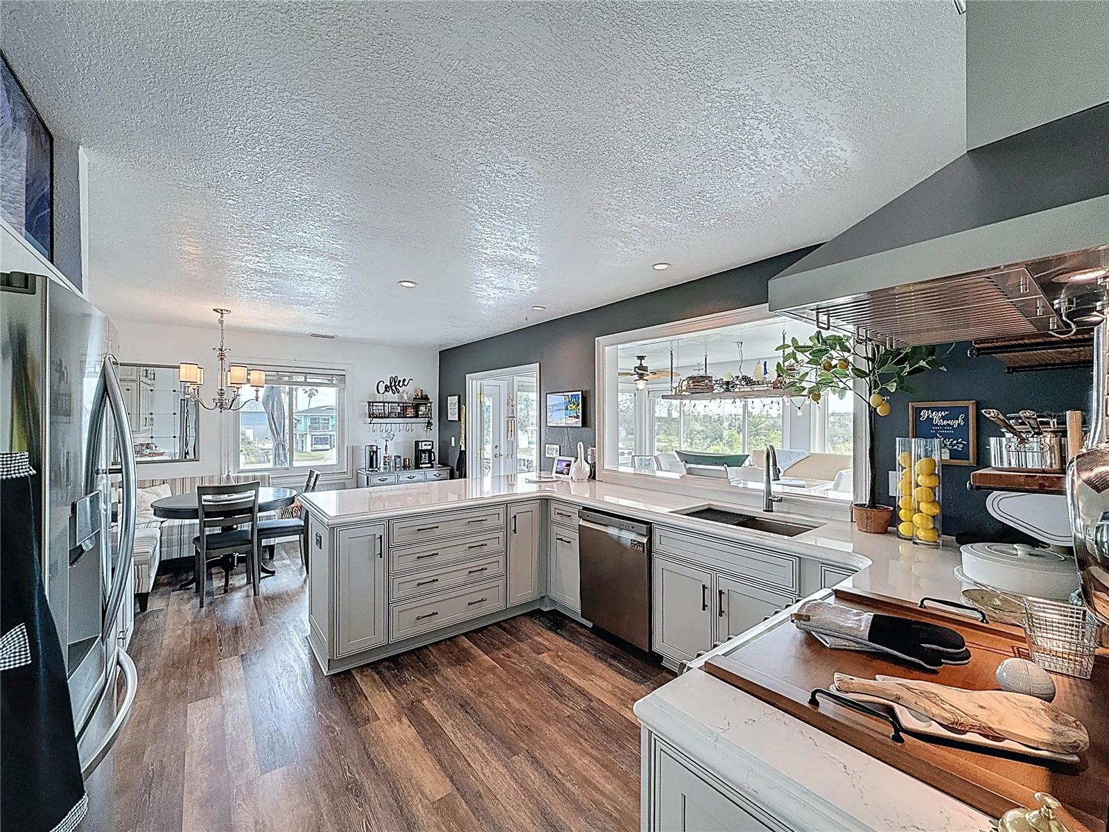 HERNANDO BEACH - Residential