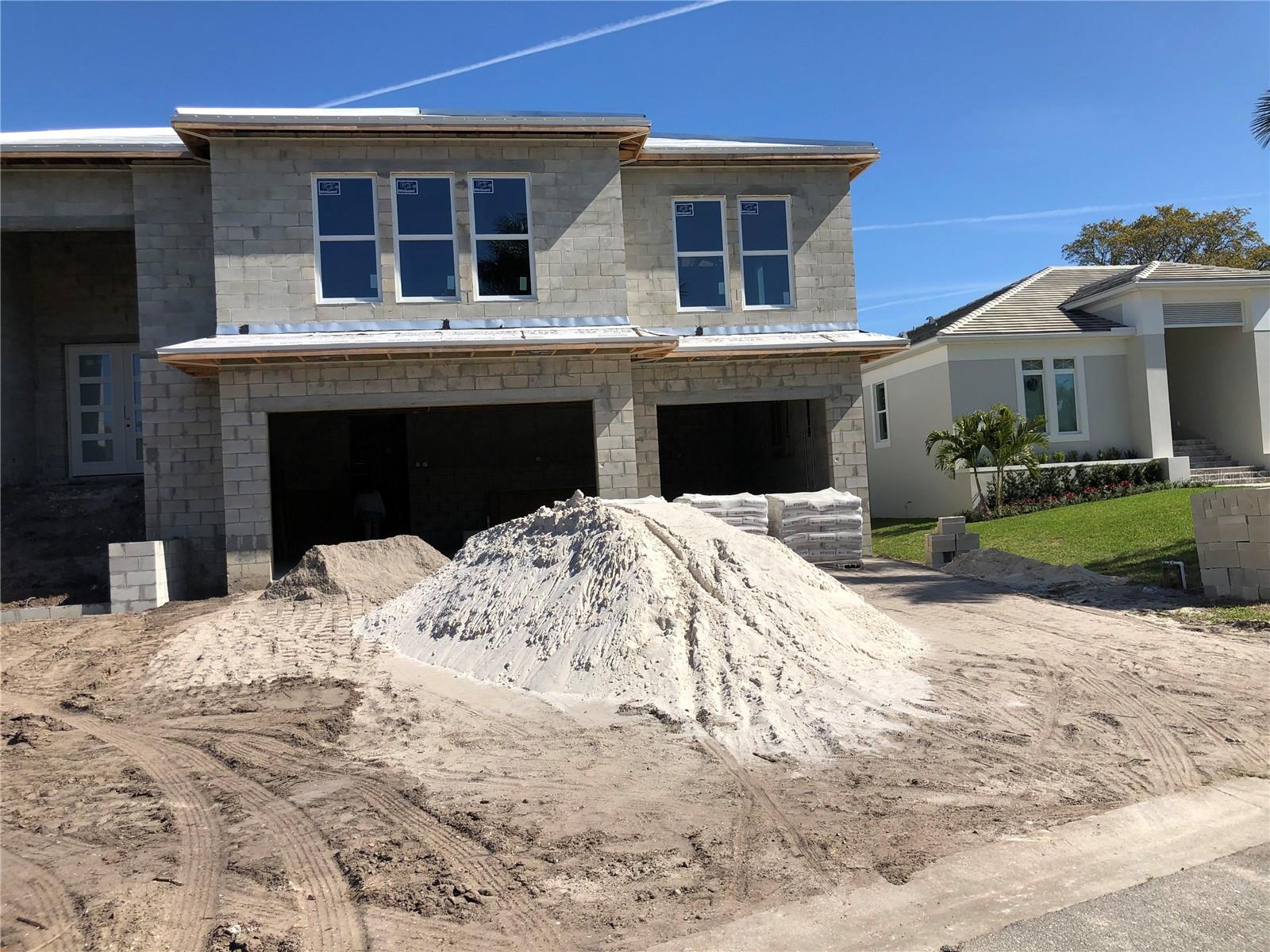 BAY ESTATES - Residential