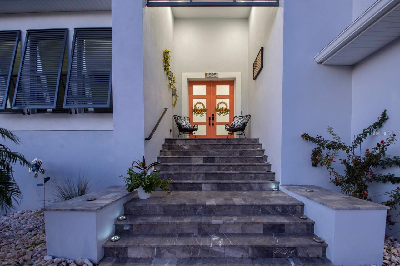 BAY ESTATES - Residential
