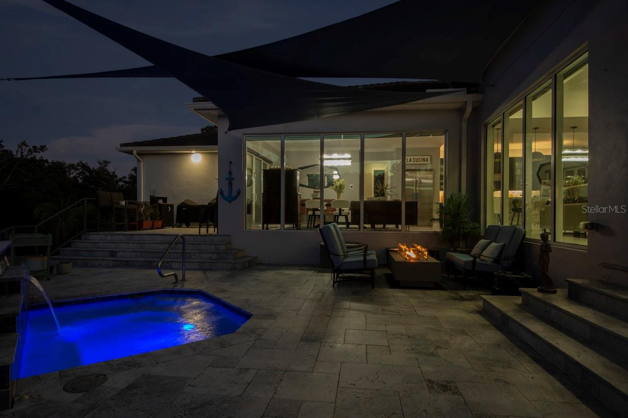 BAY ESTATES - Residential