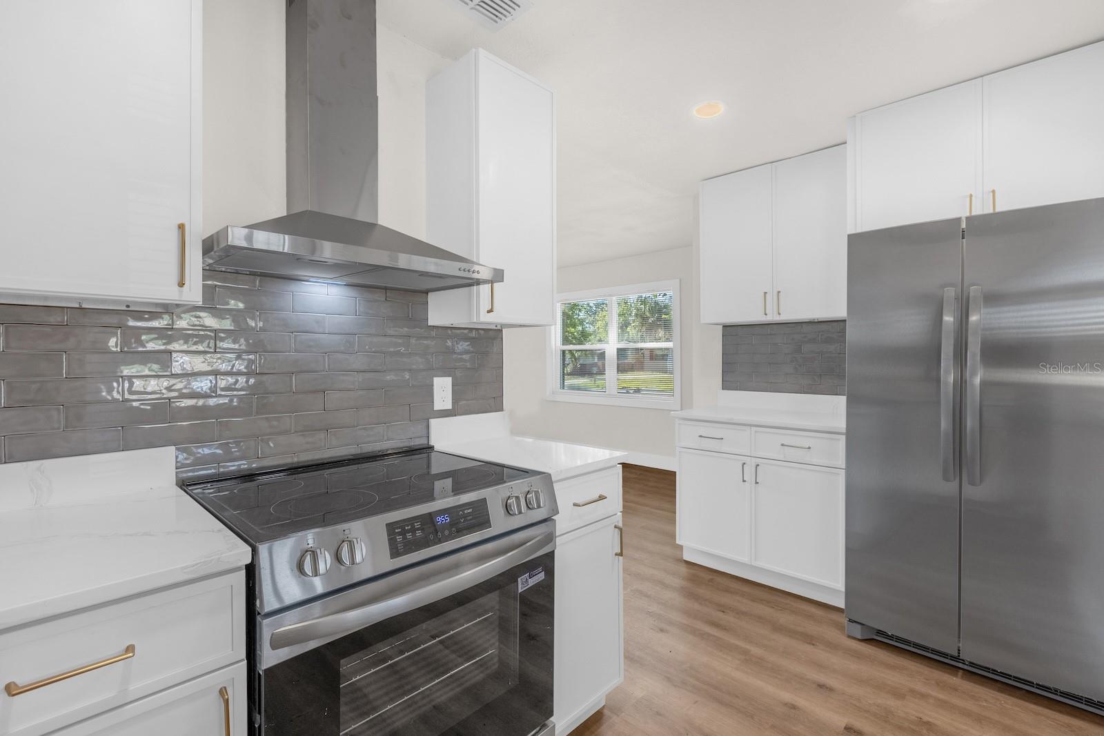 WOODMERE PARK 2ND REP - Residential