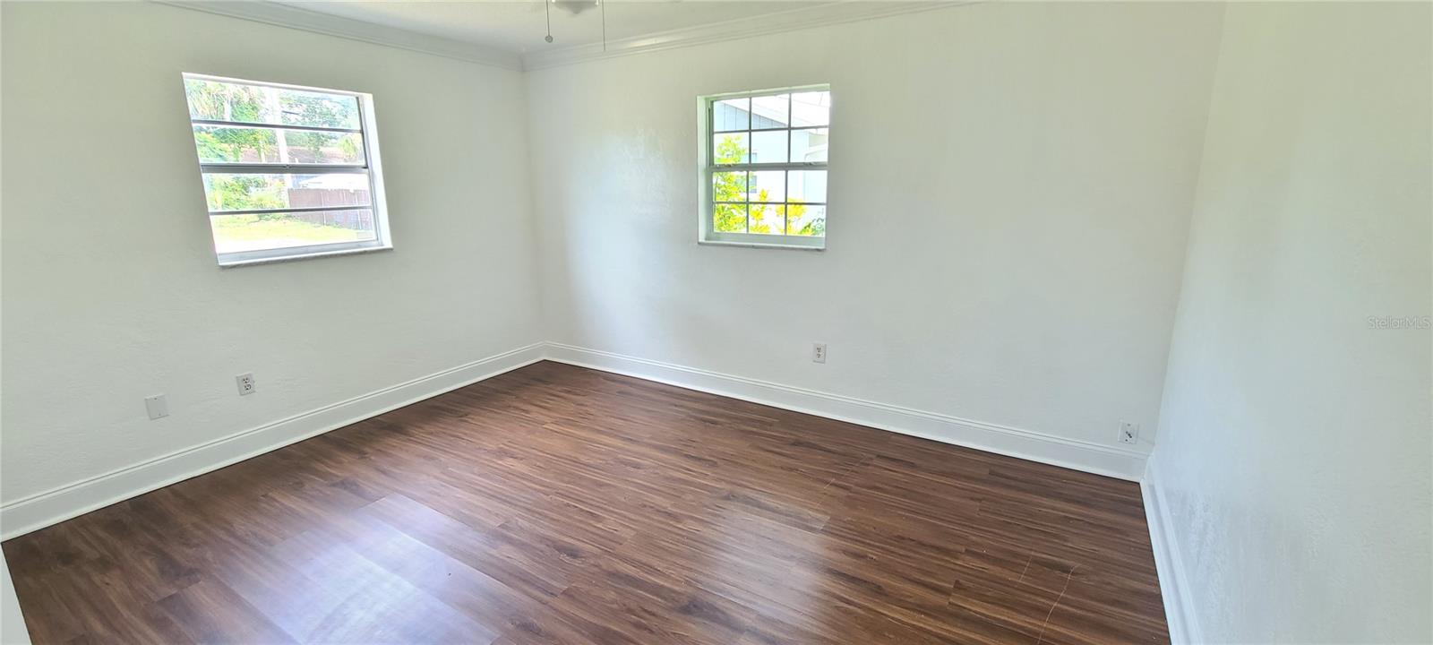 BAYWOOD - Residential