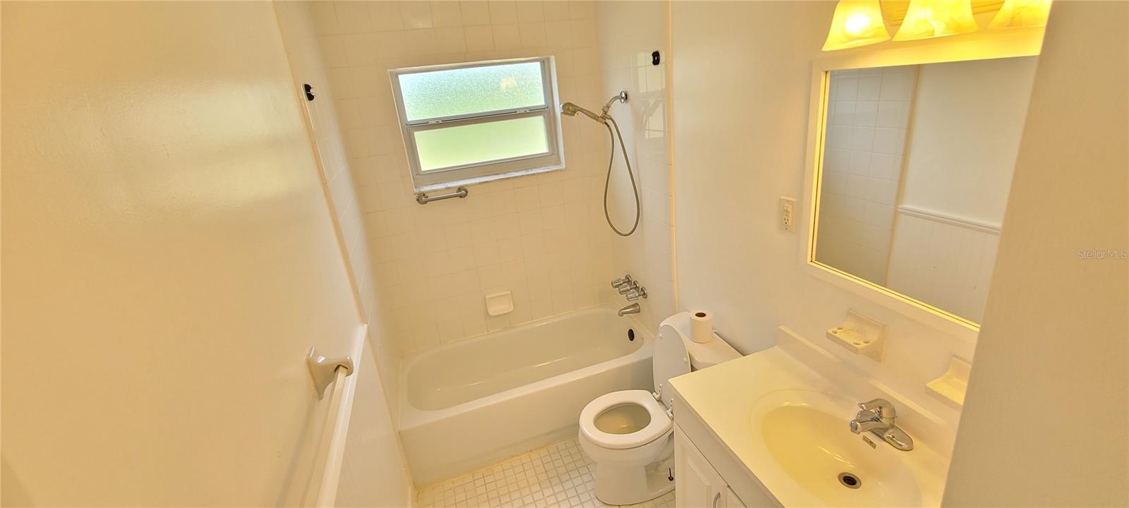 BAYWOOD - Residential