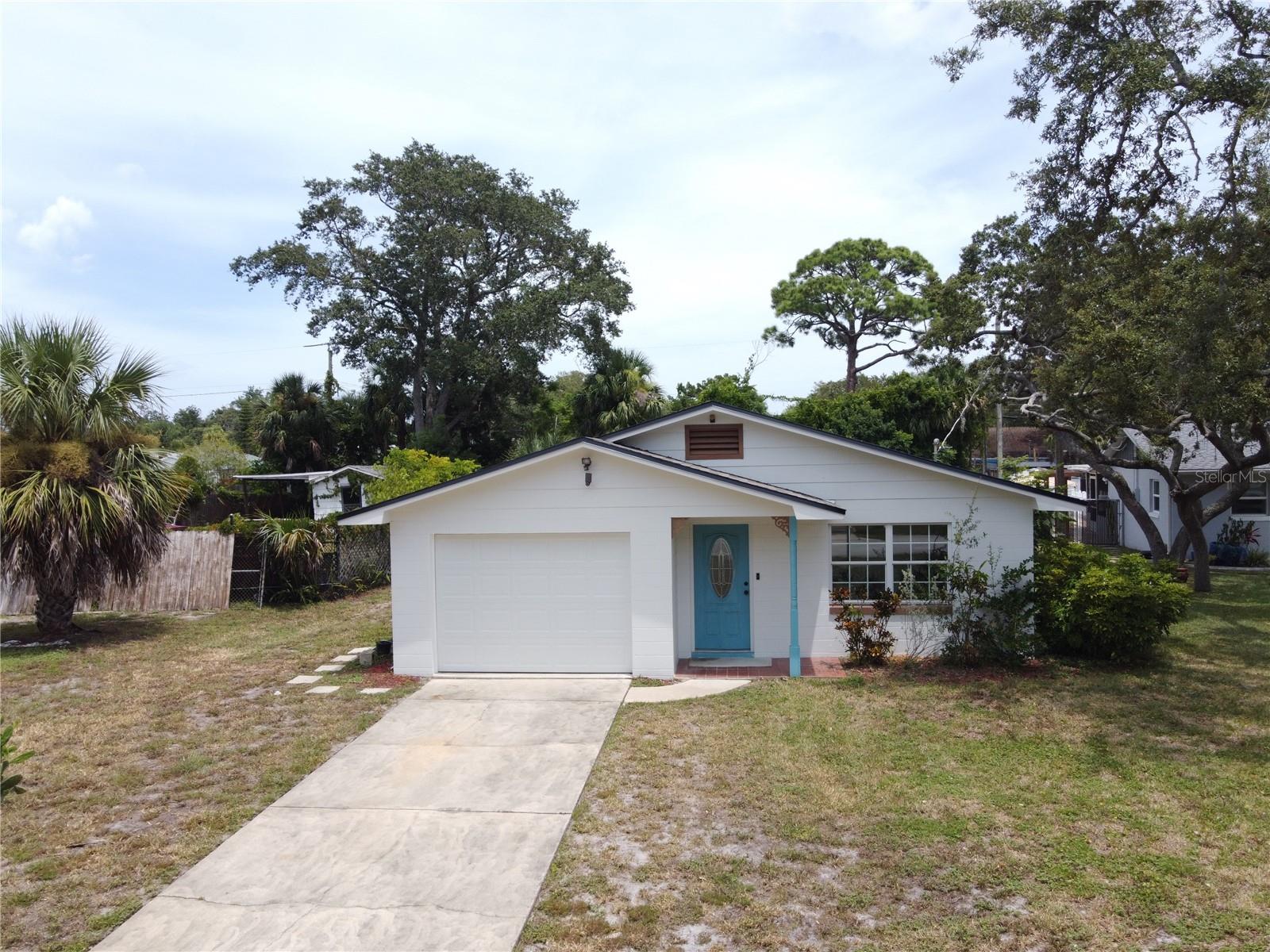 BAYWOOD - Residential
