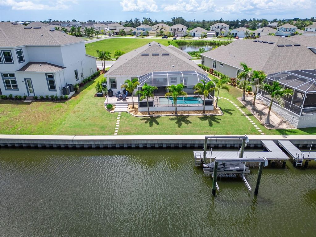 Photo of 5961 Blakeney Loop, Apollo Beach, FL 33572 (MLS # TB8415690)