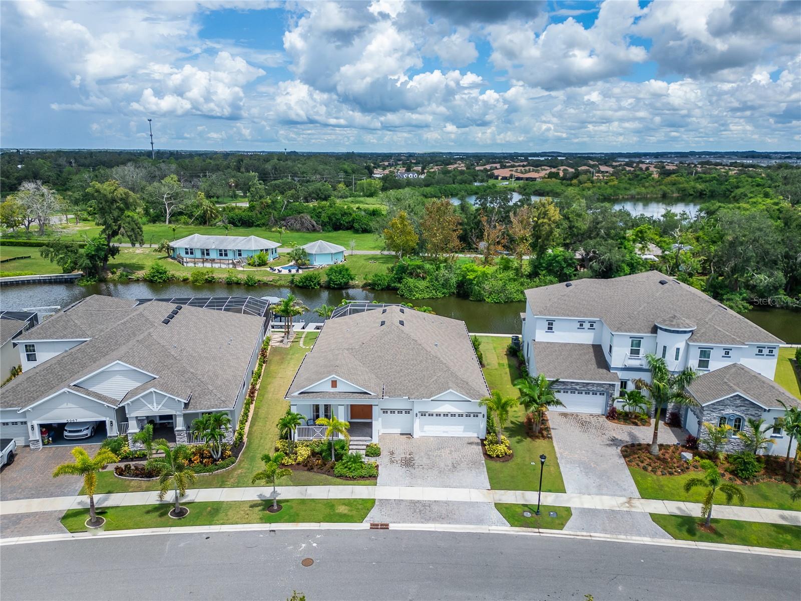 MIRABAY-MARISOL POINTE - Residential