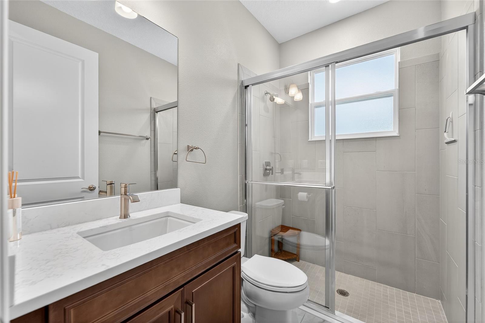 MIRABAY-MARISOL POINTE - Residential
