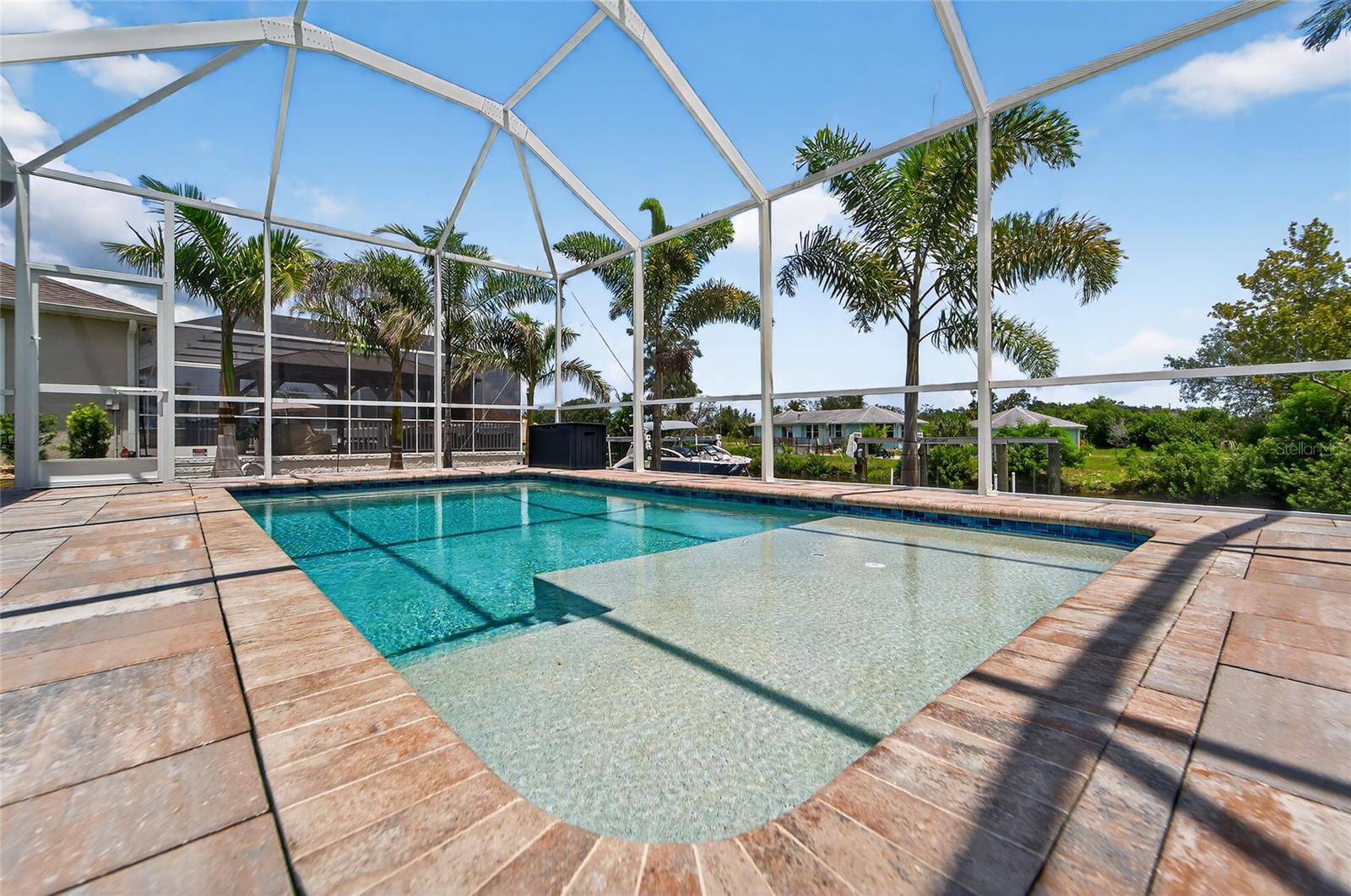 MIRABAY-MARISOL POINTE - Residential