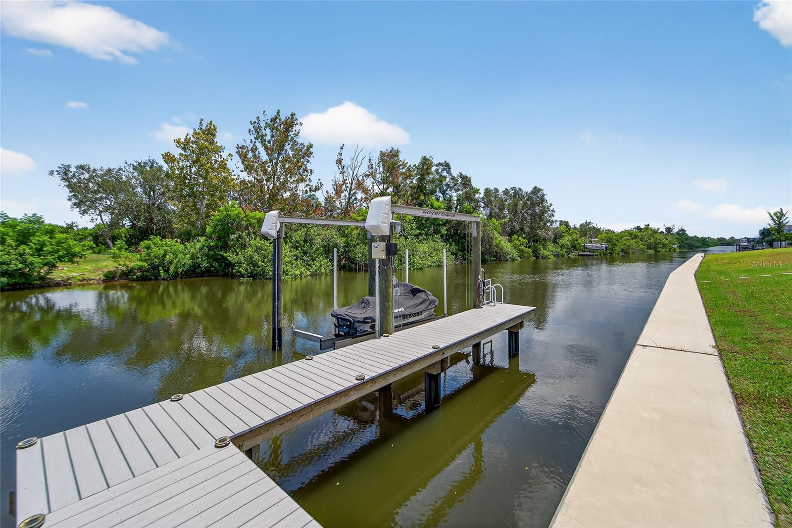 MIRABAY-MARISOL POINTE - Residential