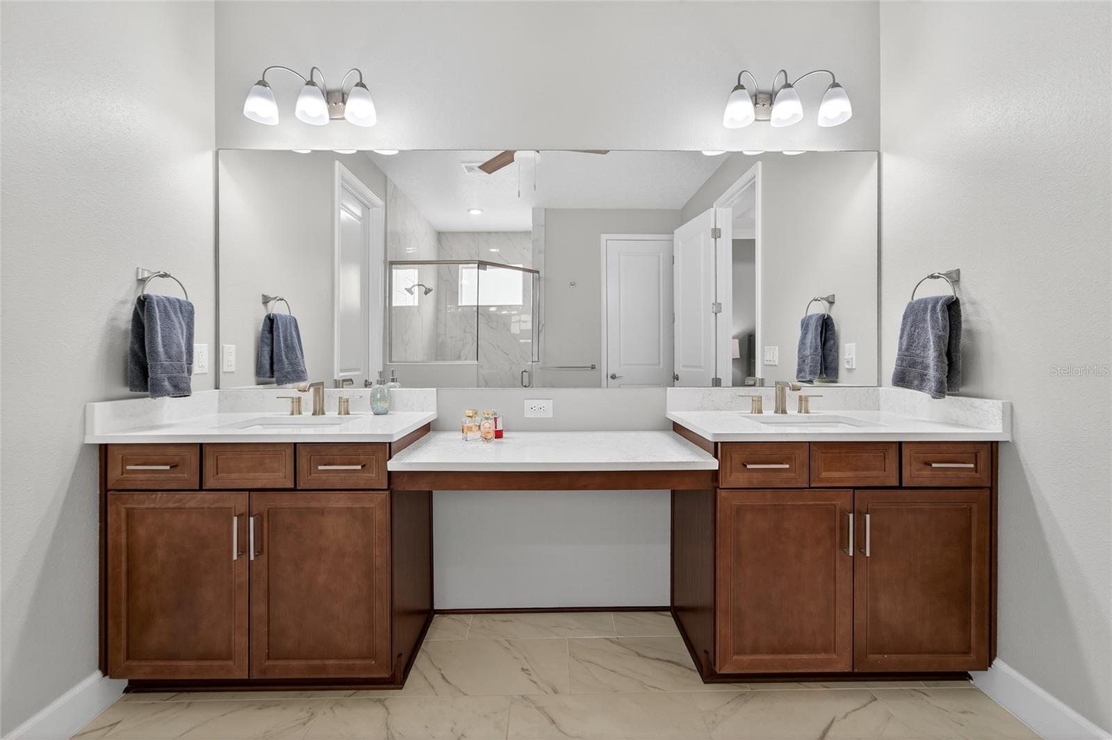 MIRABAY-MARISOL POINTE - Residential