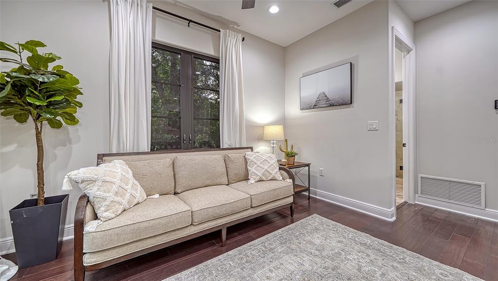 GRAHAM HEIGHTS - Residential