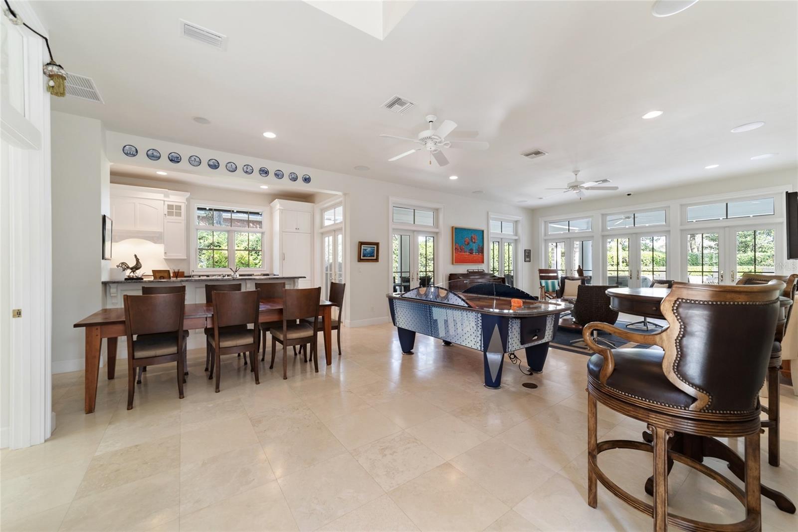 COUNTRY CLUB/OCALA UN 02 - Residential