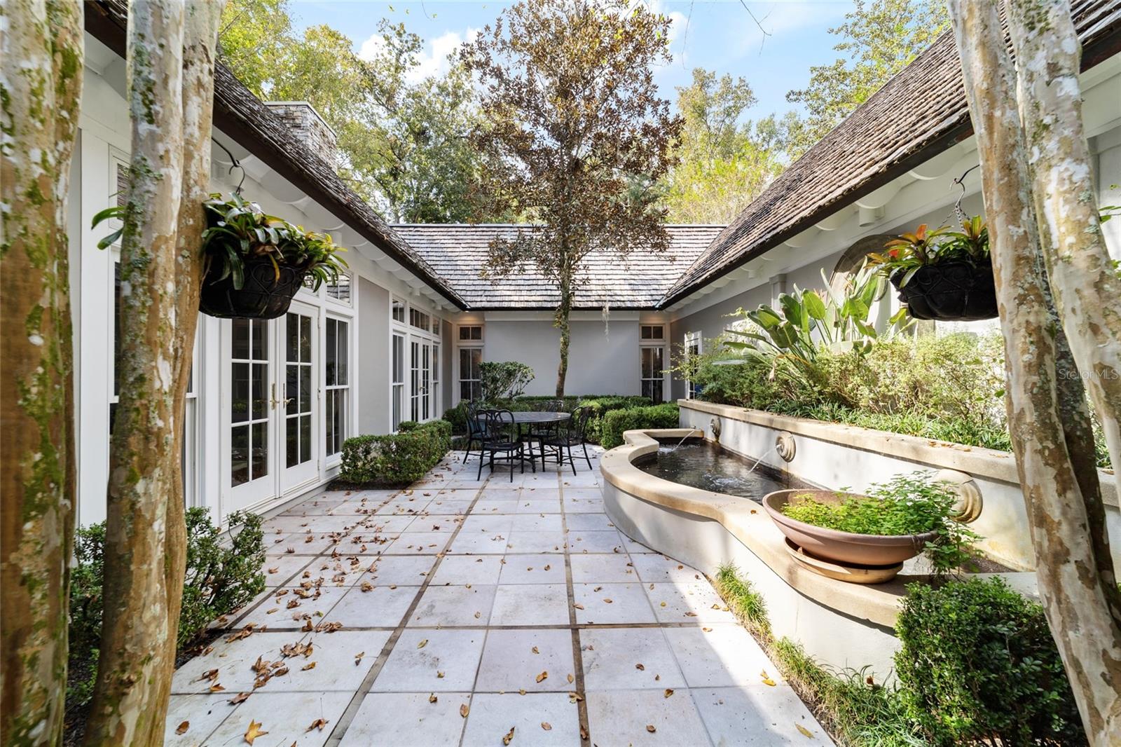COUNTRY CLUB/OCALA UN 02 - Residential