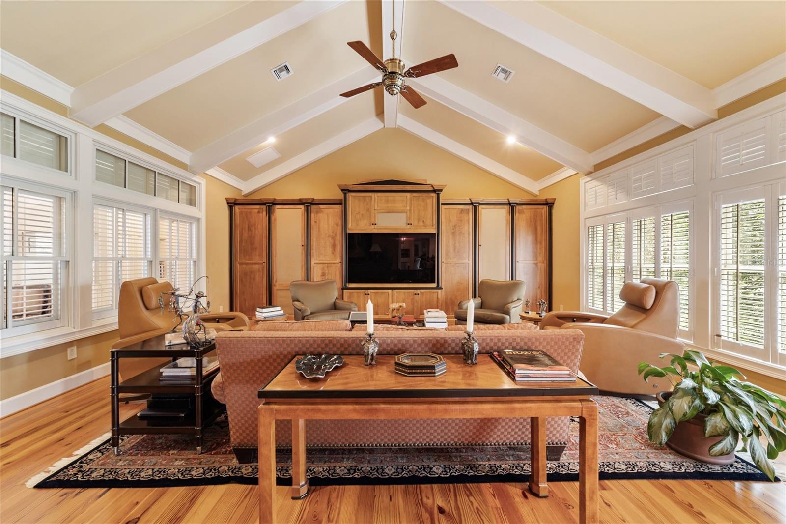 COUNTRY CLUB/OCALA UN 02 - Residential