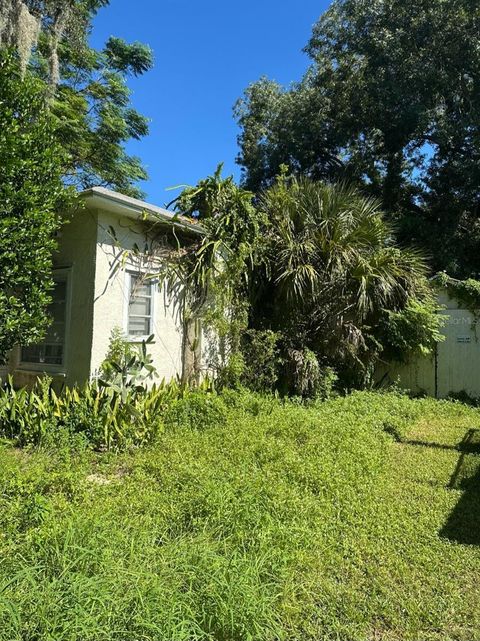 527 WESTMORELAND ROAD DAYTONA BEACH FL 32114
