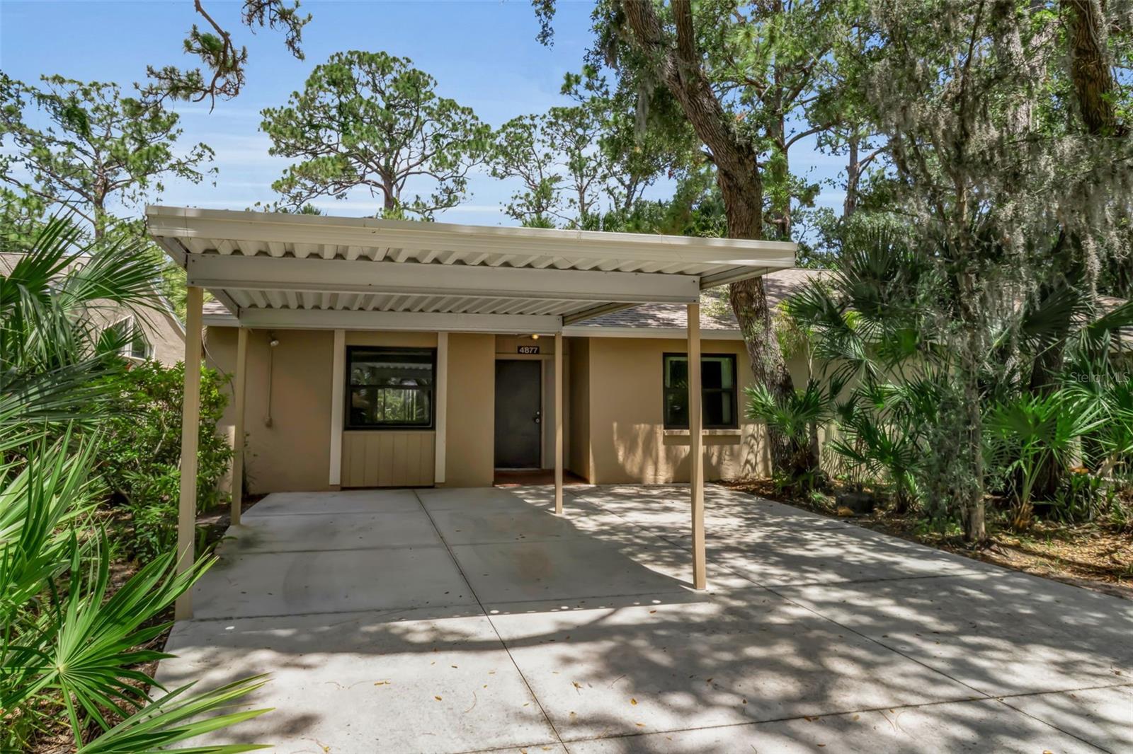 4877 VILLAGE GARDENS DRIVE 193