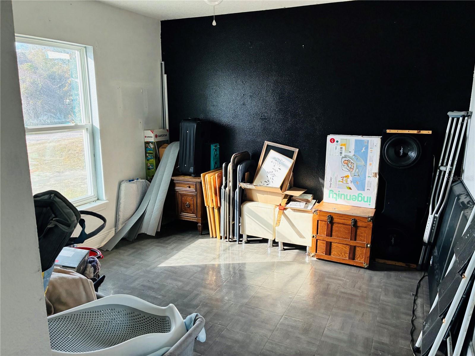 40390 W FIRST AVENUE