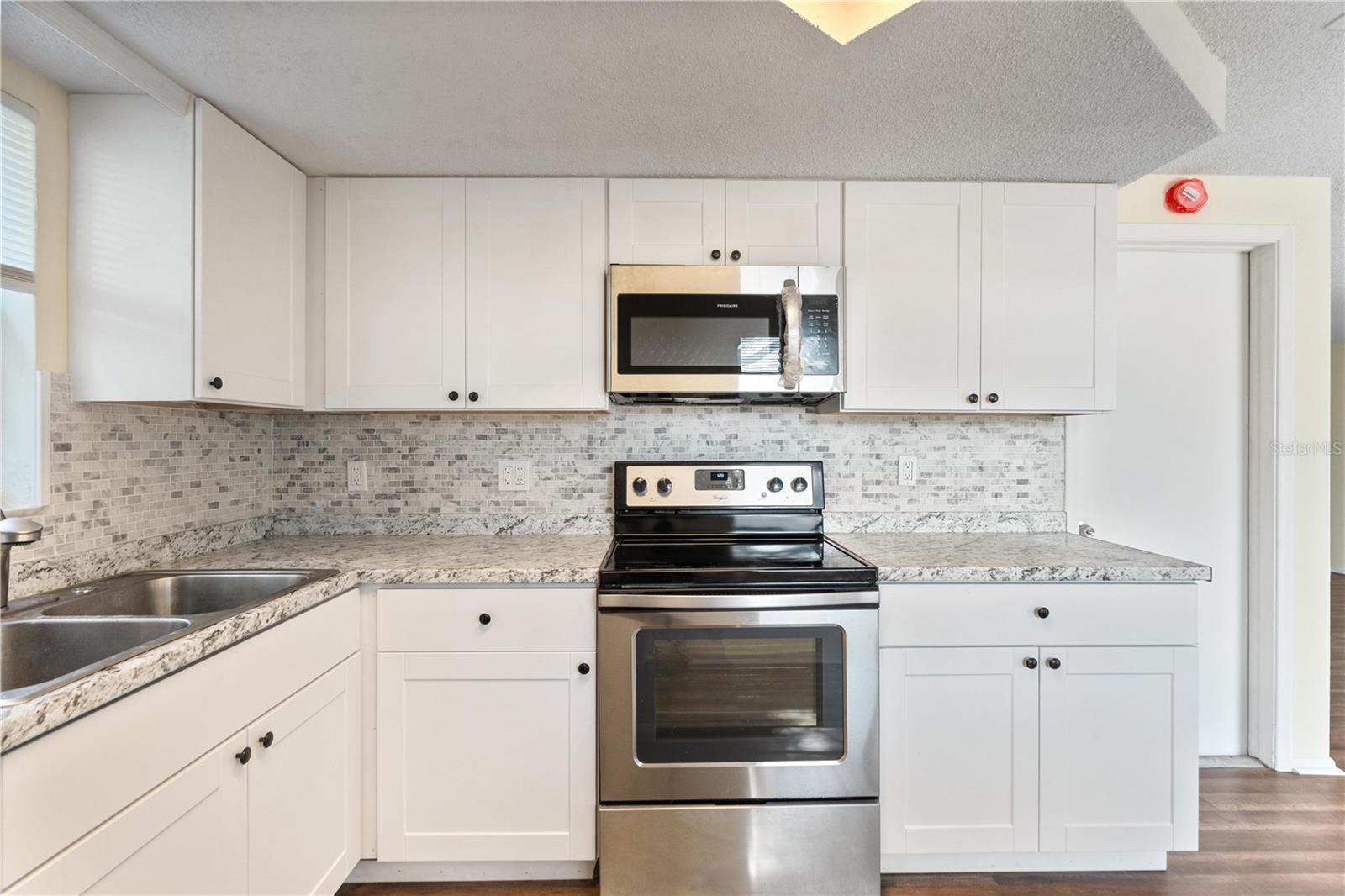 REGENCY PARK - Residential