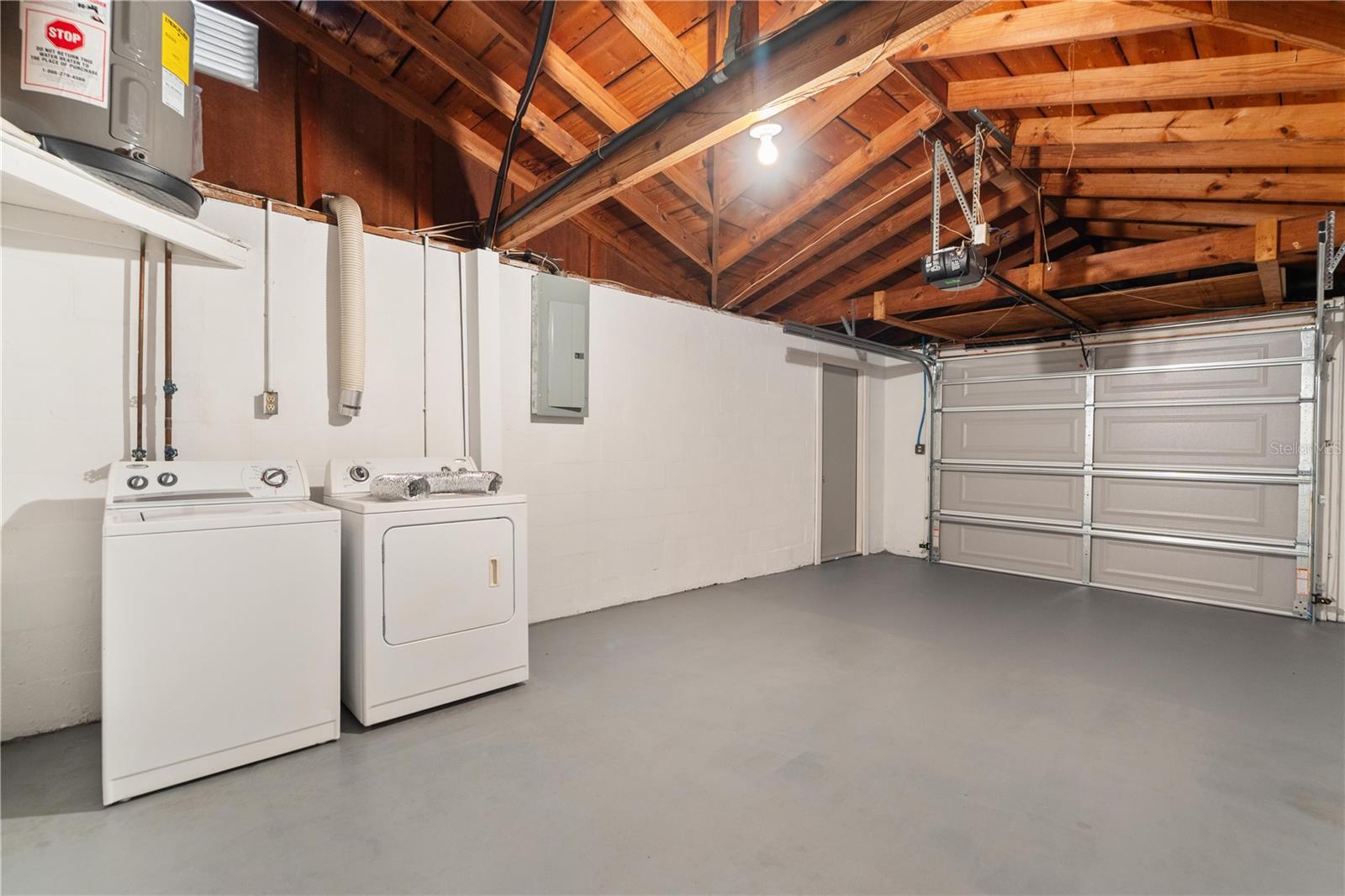 REGENCY PARK - Residential