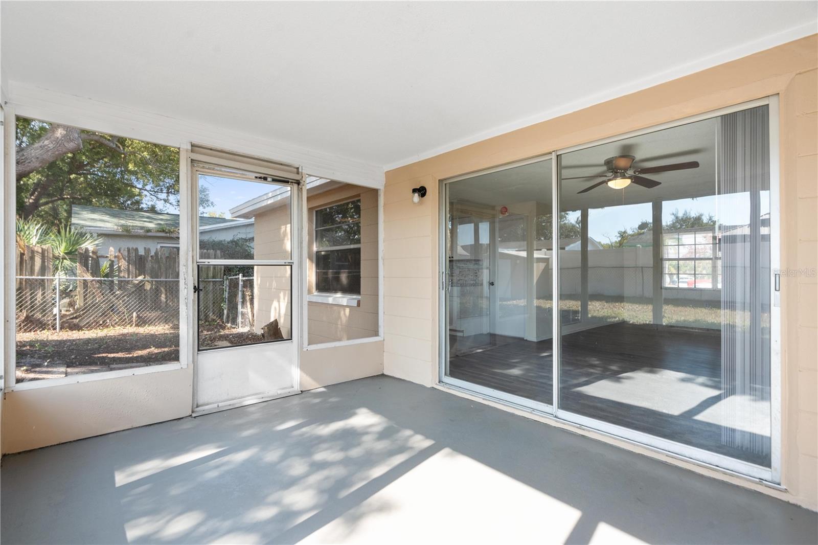 REGENCY PARK - Residential