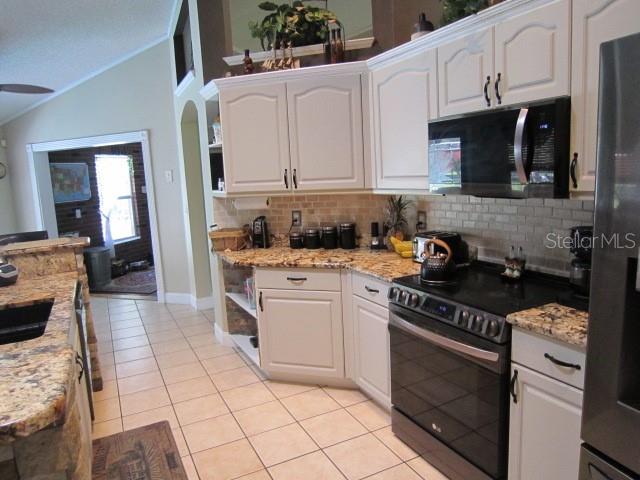 TANGELO ESTATES - Residential