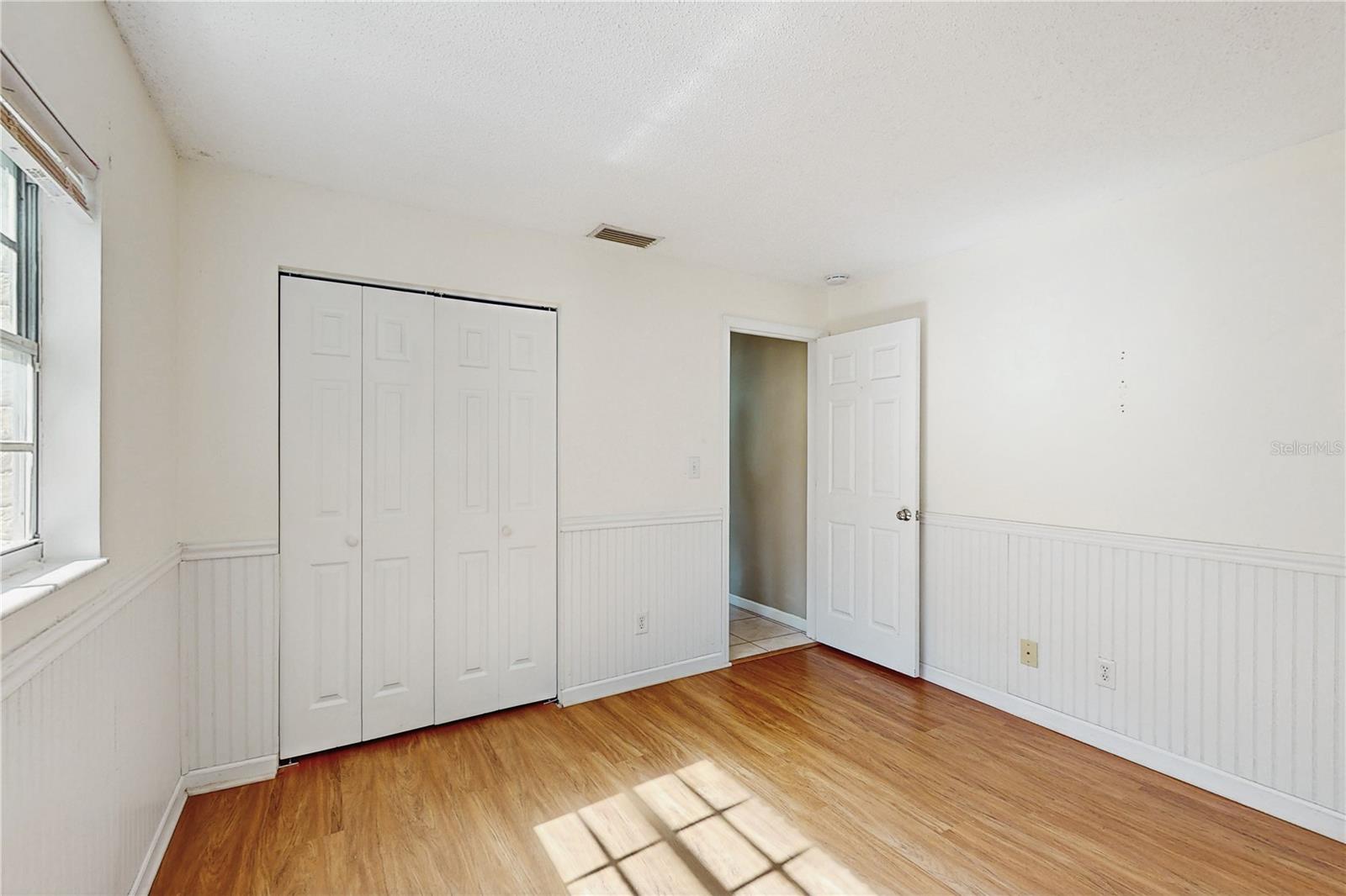 OAK LAKE CONDO - Residential