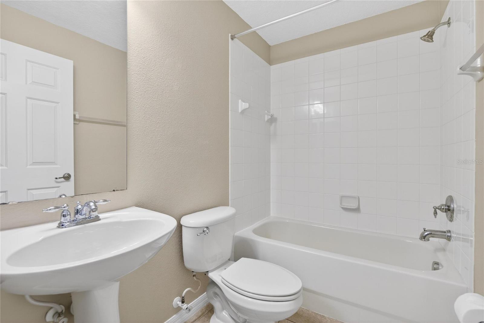 SUMMERFIELD VILLG 1 TRCT 18 - Residential