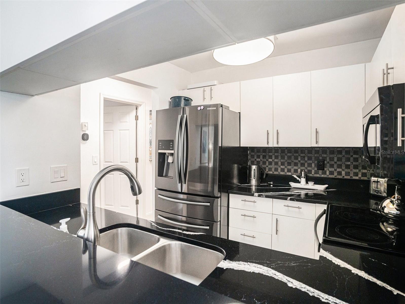 972 SANDPIPER CIRCLE 972