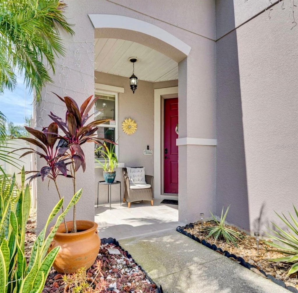 Photo of 345 Sonja Circle, Davenport, FL 33897 (MLS # P4939757)