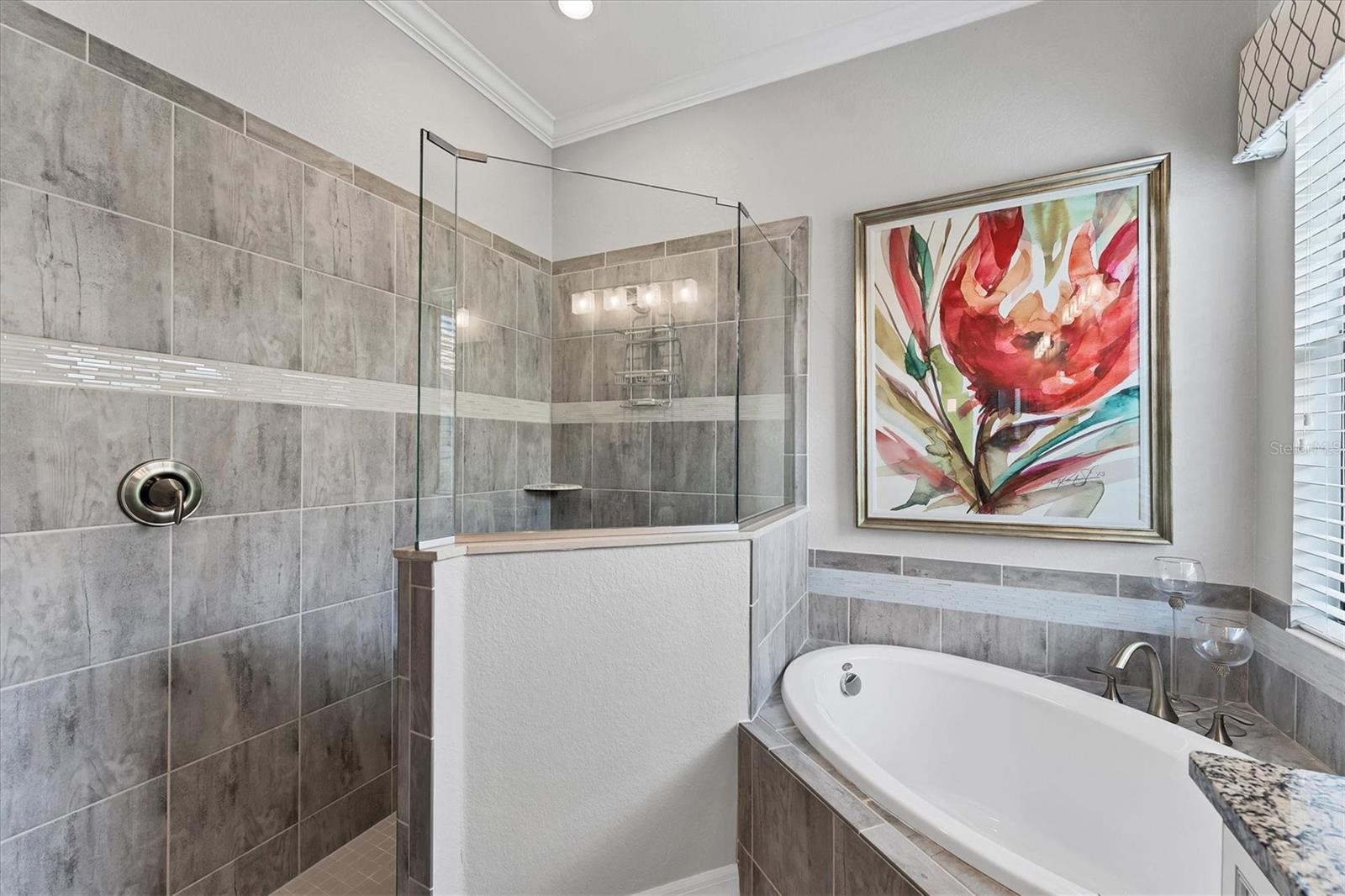 COUNTRY CLUB EAST AT LAKEWD RNCH XX - Residential