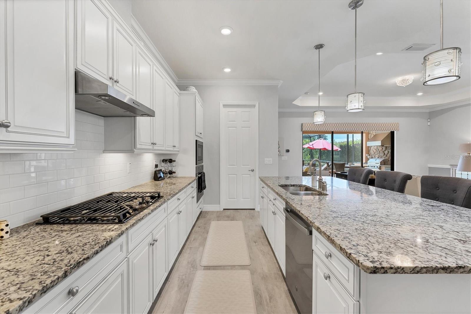 COUNTRY CLUB EAST AT LAKEWD RNCH XX - Residential