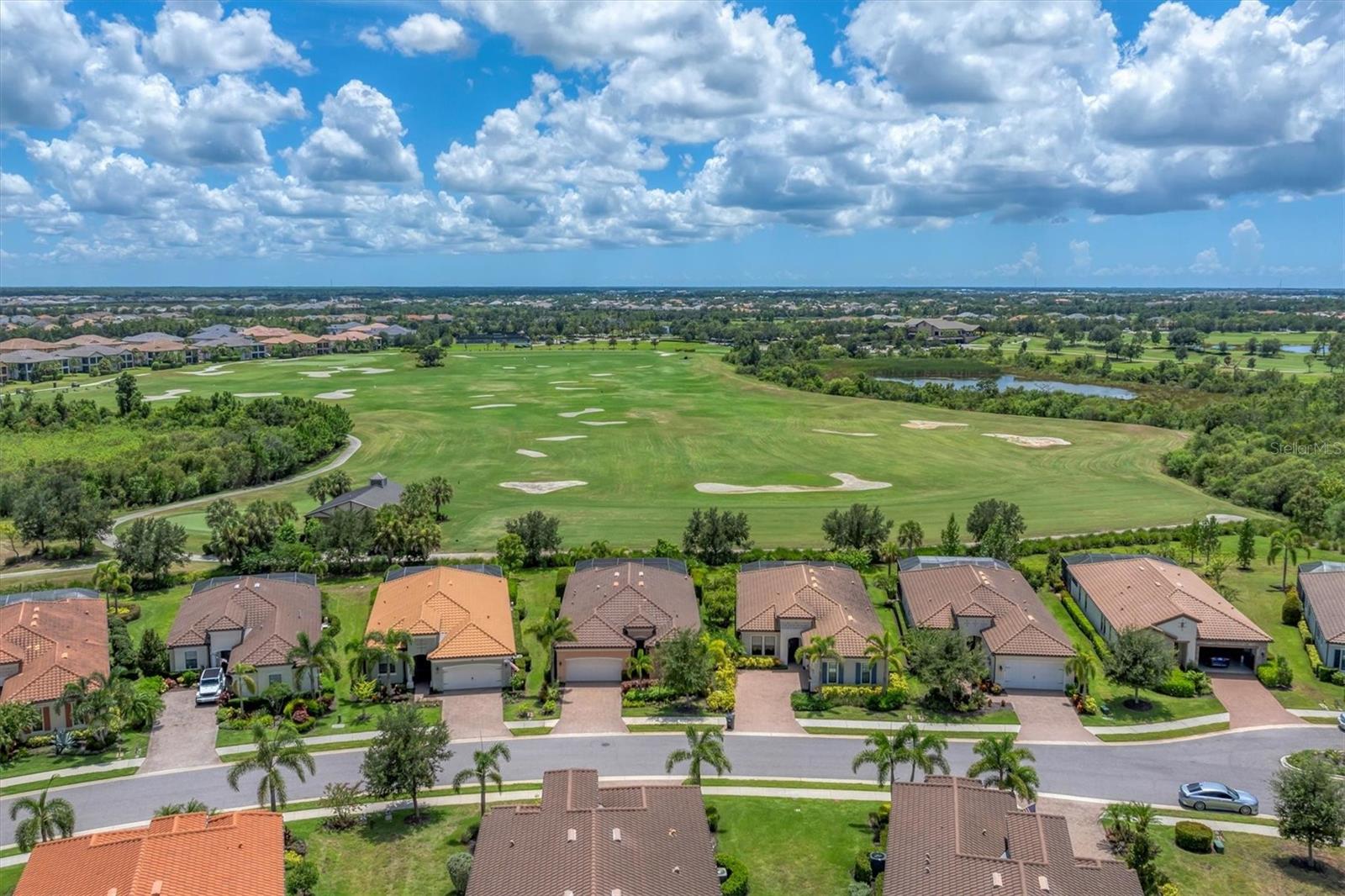 COUNTRY CLUB EAST AT LAKEWD RNCH XX - Residential